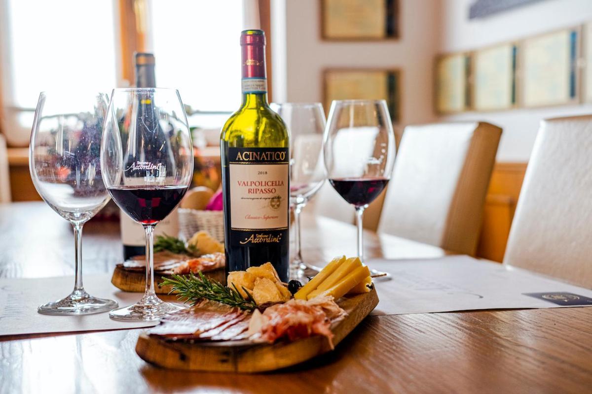 Agriturismo Acinatico Wine Relais Фумане Экстерьер фото